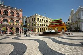 Senado Square